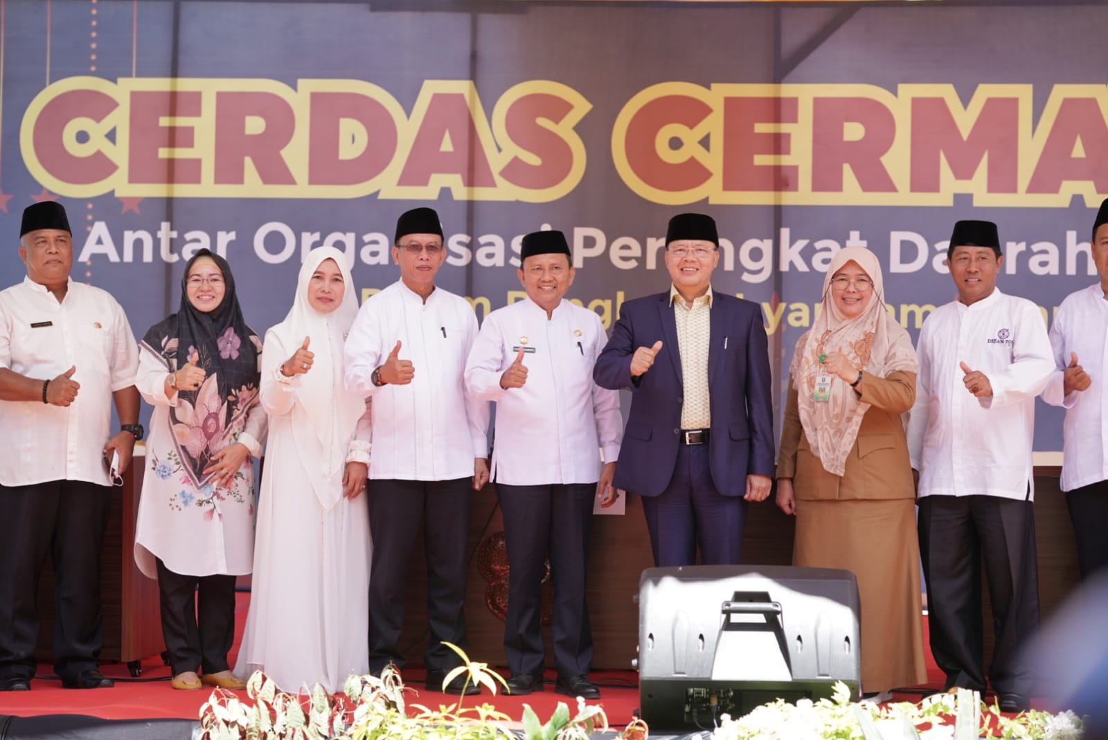 Dalam beribadah kita harus benar-benar memahami, dan tentu ikhlas dalam menjalankannya.