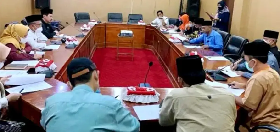 Badan Musyawarah DPRD Kota Bengkulu pagi tadi (11/04/2022) menggelar rapat penjadwalan Rapat Paripurna dan Rapat Pembahasan Terhadap Laporan Keterangan Pertanggungjawaban Walikota Bengkulu Tahun 2021. (Irj998/Dok)