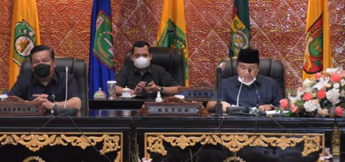 DPRD Provinsi Riau menggelar Rapat Paripurna dengan agenda penyampaian pengumuman Reses Anggota DPRD Provinsi Riau Masa Persidangan I (Januari-April) Tahun 2022, di Ruang Rapat Paripurna DPRD Provinsi Riau (Irj1058/Dok)
