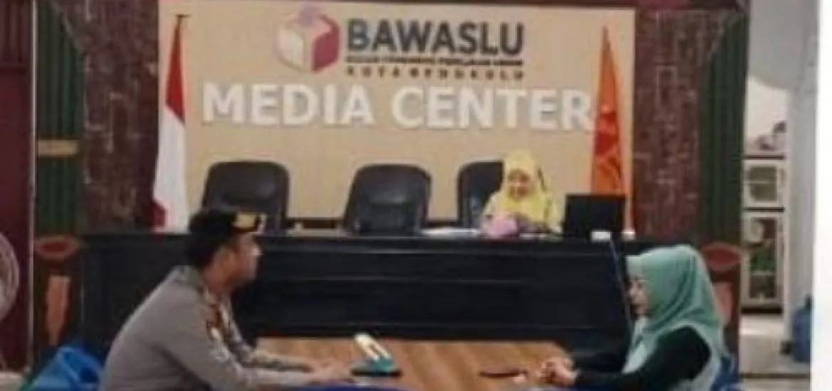 Subsatgas Regu 1 Pengamanan (PAM) Kantor KKPU Kota Bengkulu, Kamis 20/21/2024 (Foto:Hanny)/Indonesiaraja.com