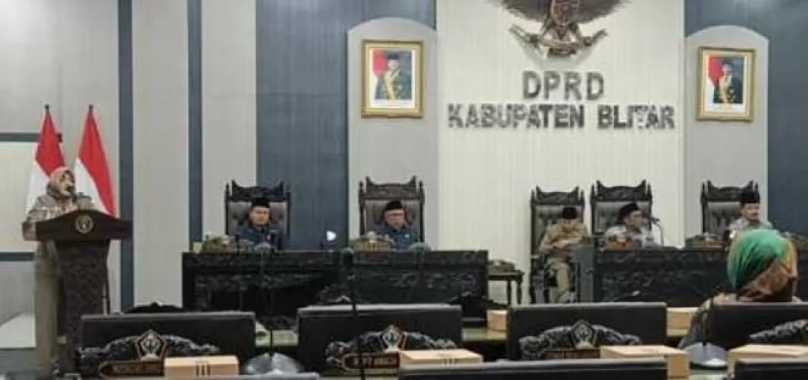 Penyampaian Pokok-Pokok Pikiran DPRD Dalam Rapat Paripurna DPRD Kabupaten Blitar. Foto:Ulfa/Indonesiaraja.com