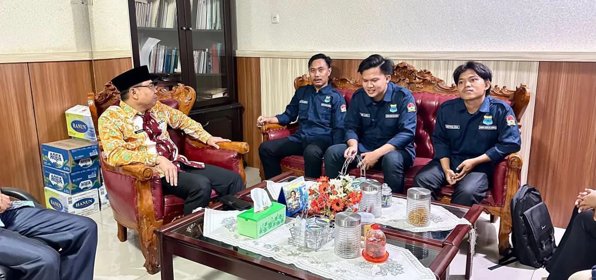 Asisten I Pemerintah Provinsi Bengkulu, Khairil Anwar, menerima audiensi Pengurus Cabang PMII pada Kamis 23/01/2025 (Foto:MC Pemprov BKL)/Indonesiaraja.com